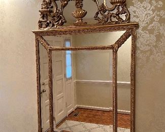 Gold Baroque accent wall mirror