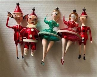 A sample of the Vintage Christmas Ornaments