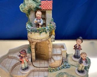 Hummel Little Music Makers with Cottage