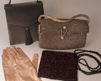 Vintage Ladies Handbags Featuring Moyna With Evening Glives
