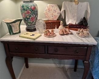 Antique marble top Queen Anne style console table. Walnut, two drawer.
