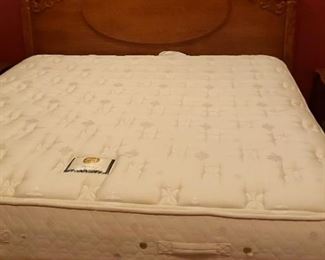 King Size Bed with Pair of Matching Night Stands, Stearns Foster King Mattress