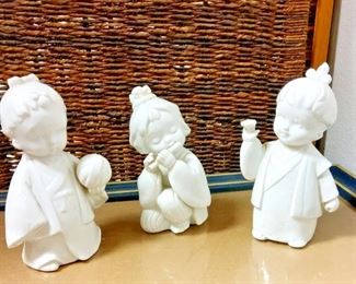 https://www.ebay.com/str/agesagoestatesales CN7001 3 Piece Asian Toddler Porcelain Figurines