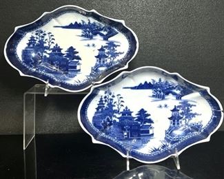 Fine Meissen Blue Porcelain Centerpiece Dishes Flow Blue