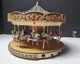 St Nicholas Square - Carousel (plastic) 