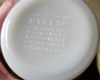 Vintage Pyrex and Corelle dishes