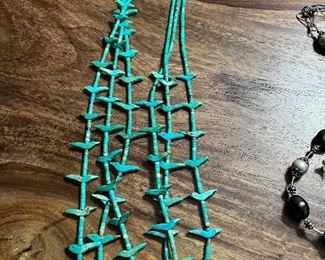 Turquoise bird necklac 
