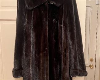 Natural female 38” mink coat, beautiful! Have appraisal!