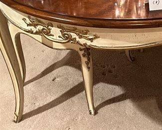 Henredon dining table, 2 leaves