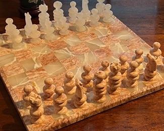 Marble & onyx chess set