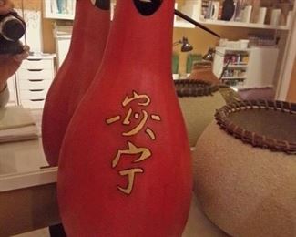 DOZENS OF AMAZING DECORATIVE GOURDS