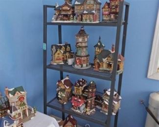 HOLIDAY VILLAGE HOUSES