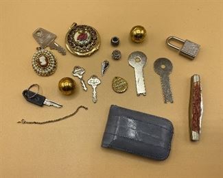 Miscellaneous Jewelry Lot