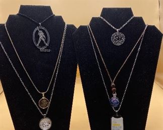 Random Necklaces