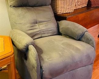  $340 
Pair of brown microsuede recliner Bonzy Home 2018 -41T x 28Warm to arm
