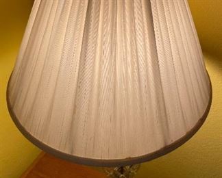 $90 
Pair of glass lamps/metal 29T