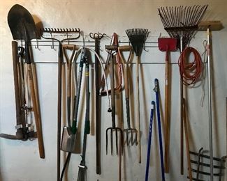 Yard Tools 