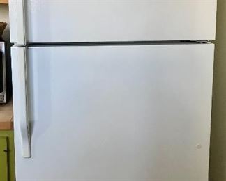 Crosley Refrigerator 