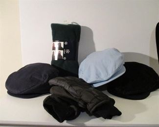 LOT OF MEN'S WEAR INCLUDING 3 DONEGAL STYLE CAPS (2 BLUE AND ONE BLACK), A PAIR OF THINSILATE SKI GLOVES AND A 4-N-1 NEW HOODIE.      $25