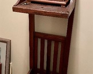 Arts and Crafts clock stand, mantle clock