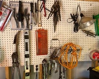 misc garage items