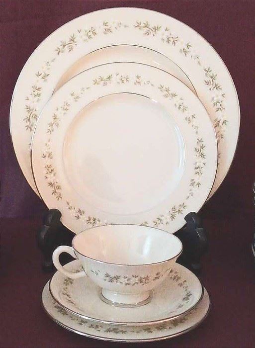 001 Brookdale By Lenox Service For 13, Serving Pieces