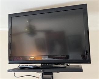 Dynex flatscreen TV