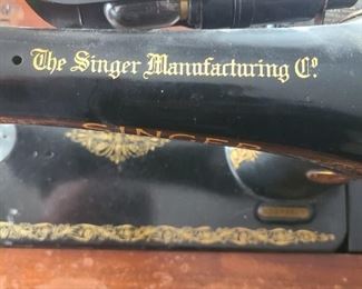 antique 1930 sewing machine Singer