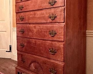 Late 1700s-early 1800s 6-drawer chest, bracket feet, Chippendale style