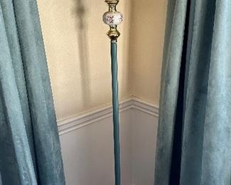 Contemporary Standing Floor Lamp