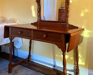 Vintage Stickley Cherry Drop Leaf Vanity