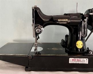 1950 Vintage Singer Sewing Machine