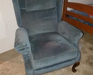 La-Z-Boy Reclincer (2 available)