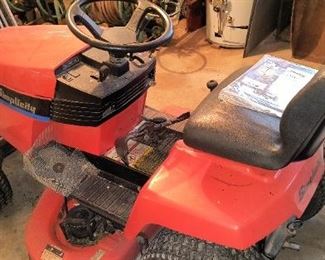 Very nice mower with manuals
