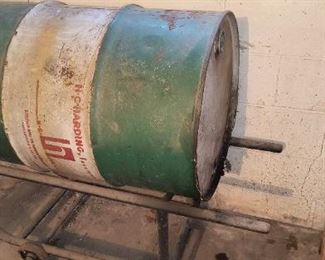 55 gallon drum with rolling cart