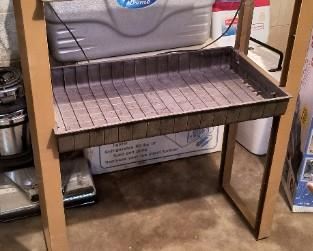 Lighted plant starter table