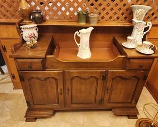 Dry sink server