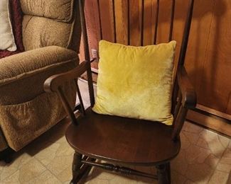 Nice cheese cutter rocker