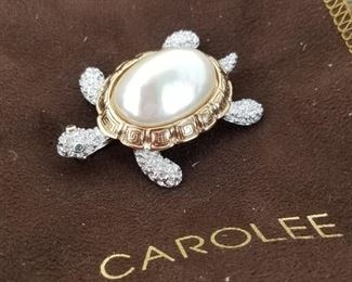 Carolee brooch with large pearl and crystals