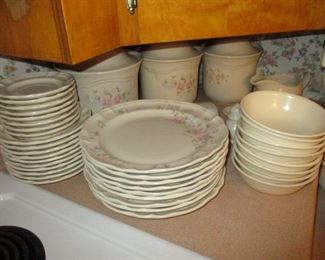 Pfaltzgraff  Dishes