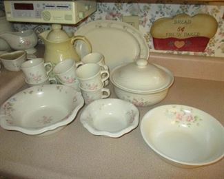Pfaltzgraff  Dishes