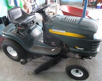 Craftsman LT 1000 Riding Lawnmower