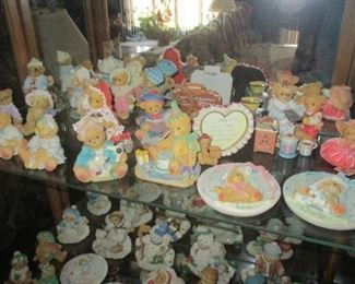 Cherished Teddies Figurines