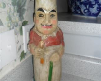 Wood wine bottle holder