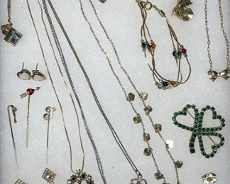 Beautiful Costume Jewelry Incl. Signed Pieces