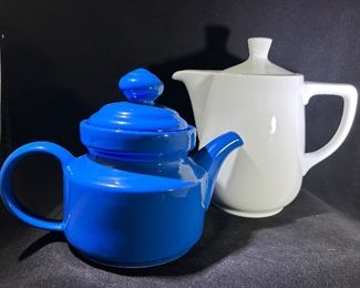 Vintage coffee and tea pots 