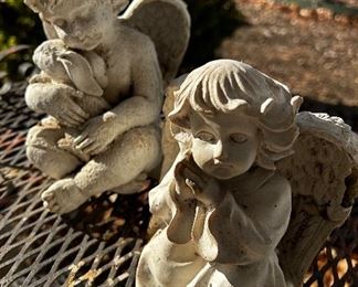 Angelic garden statues 
