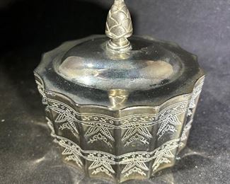Godinger silver plated etched trinket box