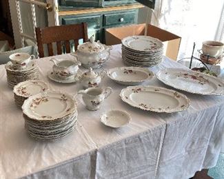 53 pieces of Royal Heidelberg Winterling Germany Rose Brier China set. White with gold trim and pink roses
