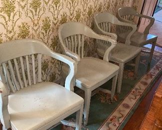 4 Wood Desk Chairs
Set of four solid wood painted arm desk chairs&nbsp;